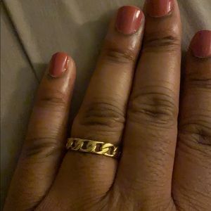 Gently worn The M Jewelers Chain Ring